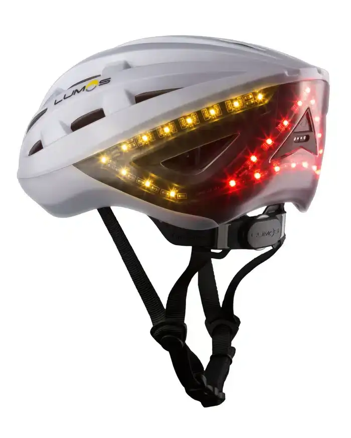 Casque Lumos avec clignotants activés