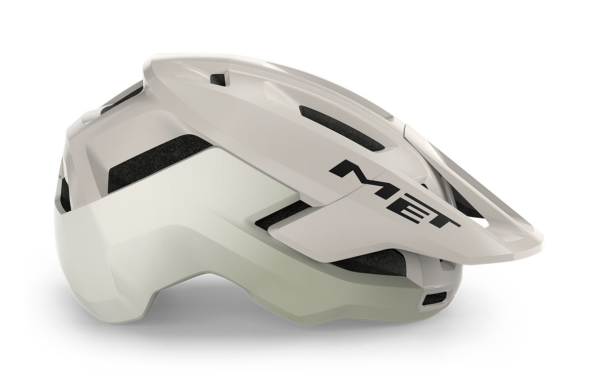 Profil du casque VTT MET Terrae MIPS et de sa visière réglable